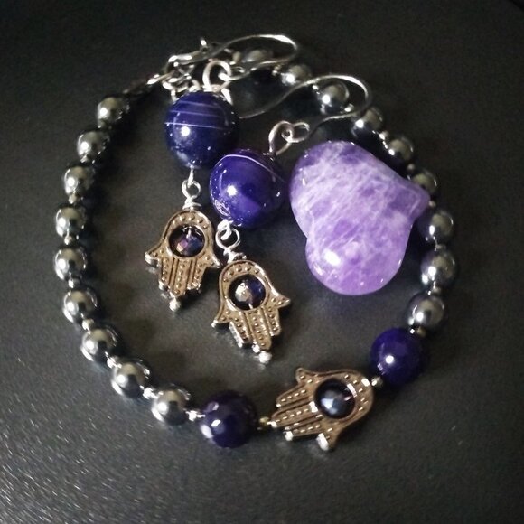 Hematite Hamsa Hand Protection Bracelet - Cool Calm & Collected - 7-8" Wrists - Picture 9 of 9